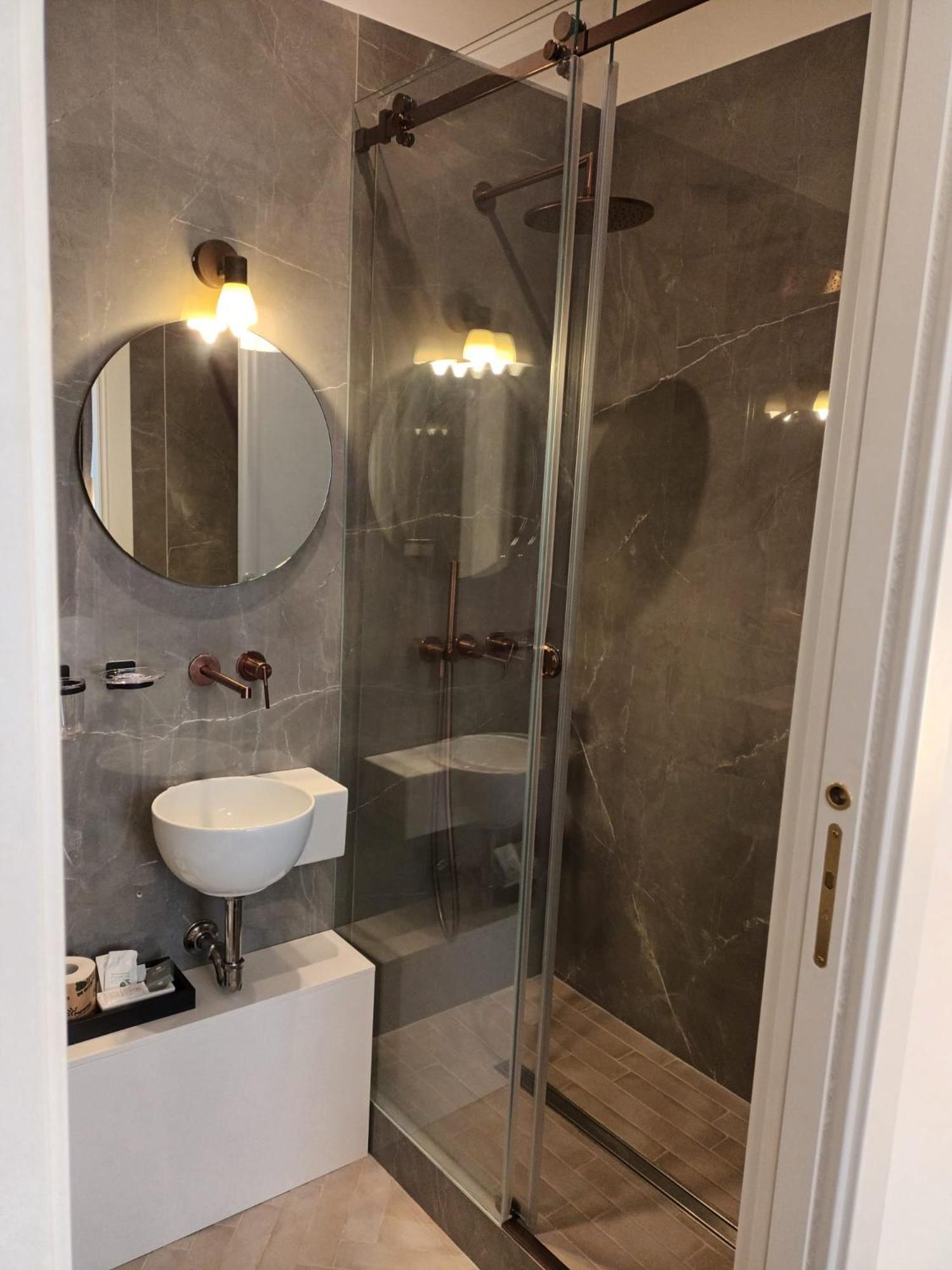 B&Bari, Via Crollalanza, Le Case Di Aurelia Guesthouse Kültér fotó