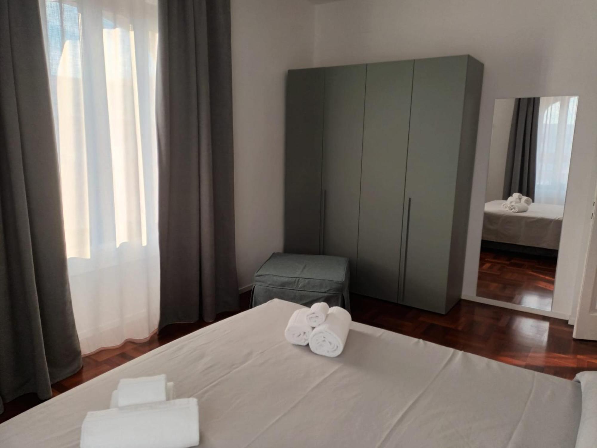 B&Bari, Via Crollalanza, Le Case Di Aurelia Guesthouse Kültér fotó